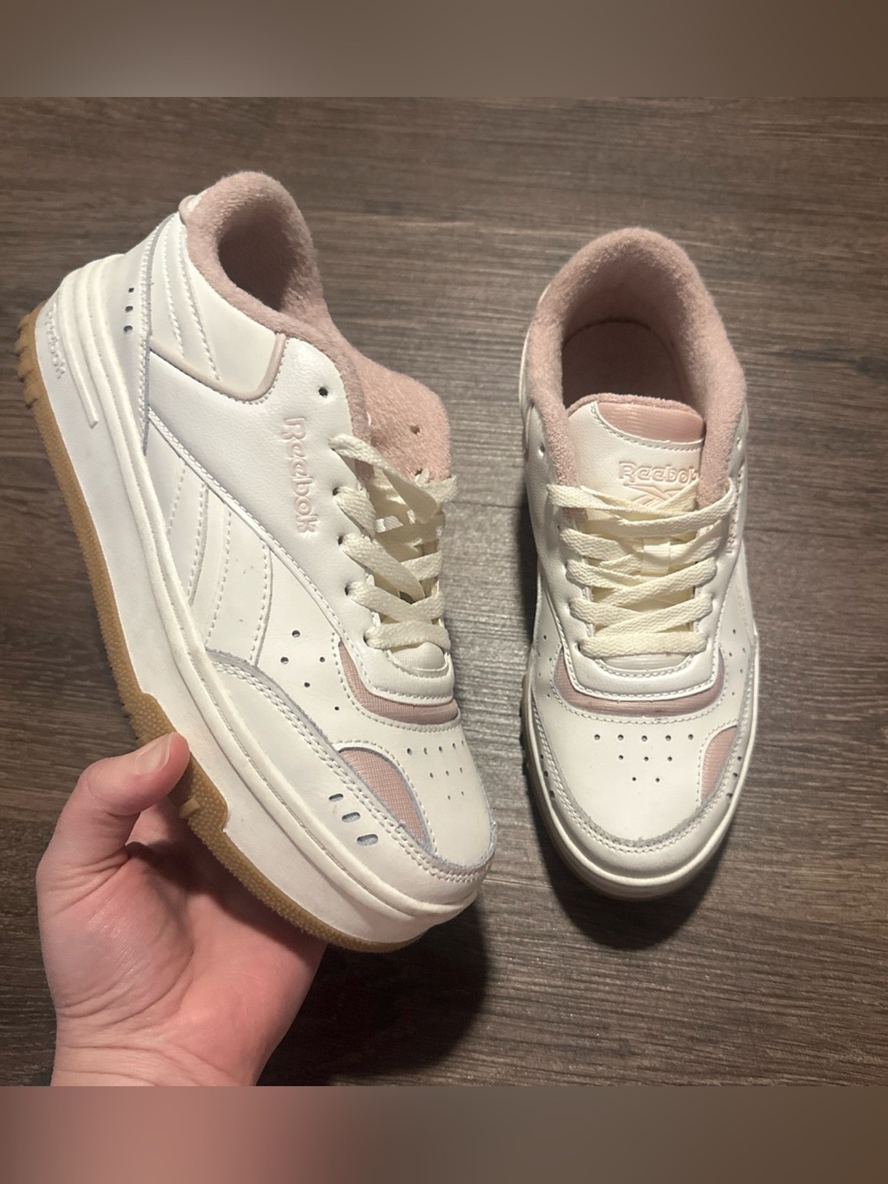 SUC REEBOK CLUB C GEO TECH SNEAKERS